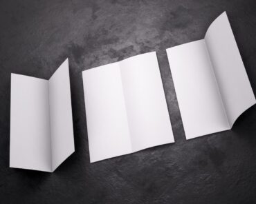 What Size Should Your Brochures Be?